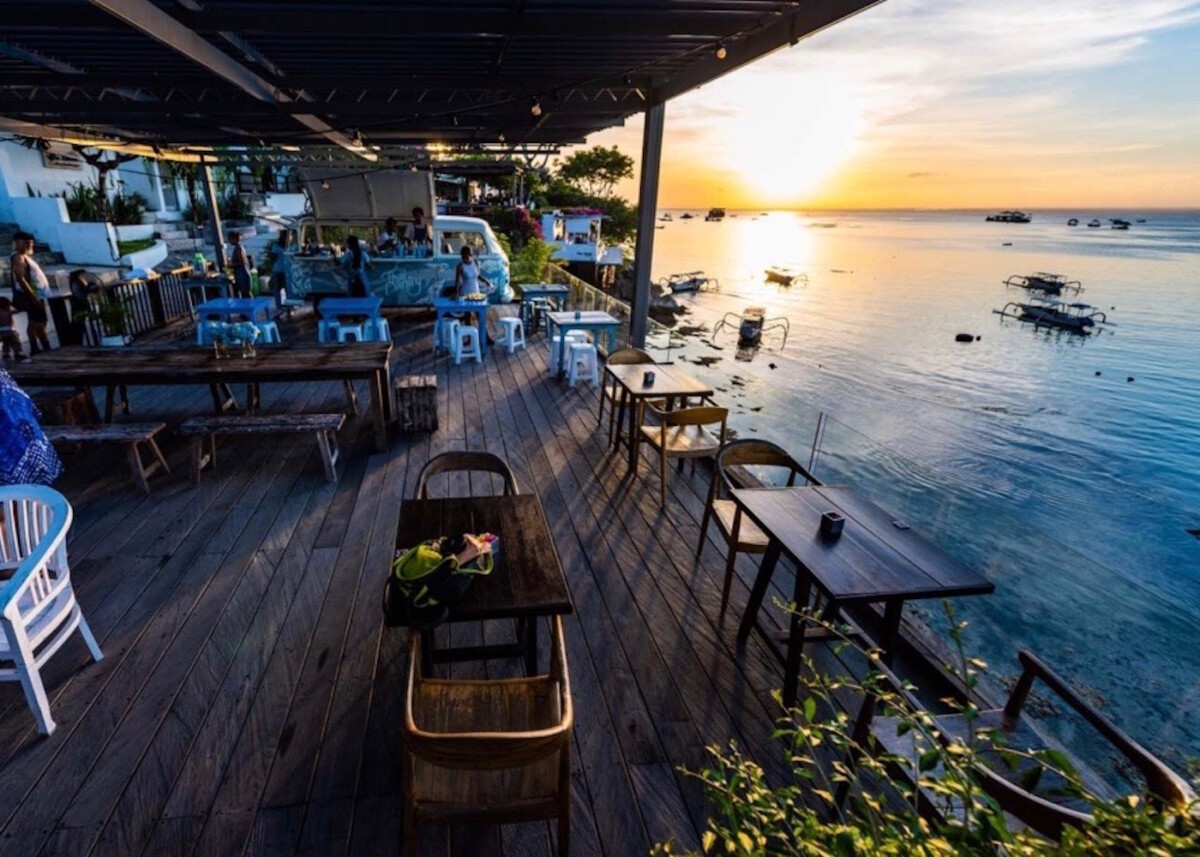 restauranta in nusa Lembongan